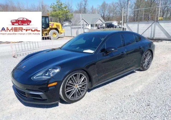 samochody osobowe Porsche Panamera cena 225000 przebieg: 50188, rok produkcji 2020 z Biała